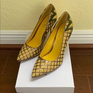 Katy Perry THE PINYA pump